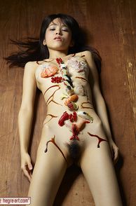 Erotic Asian Nude As Sushi Plate